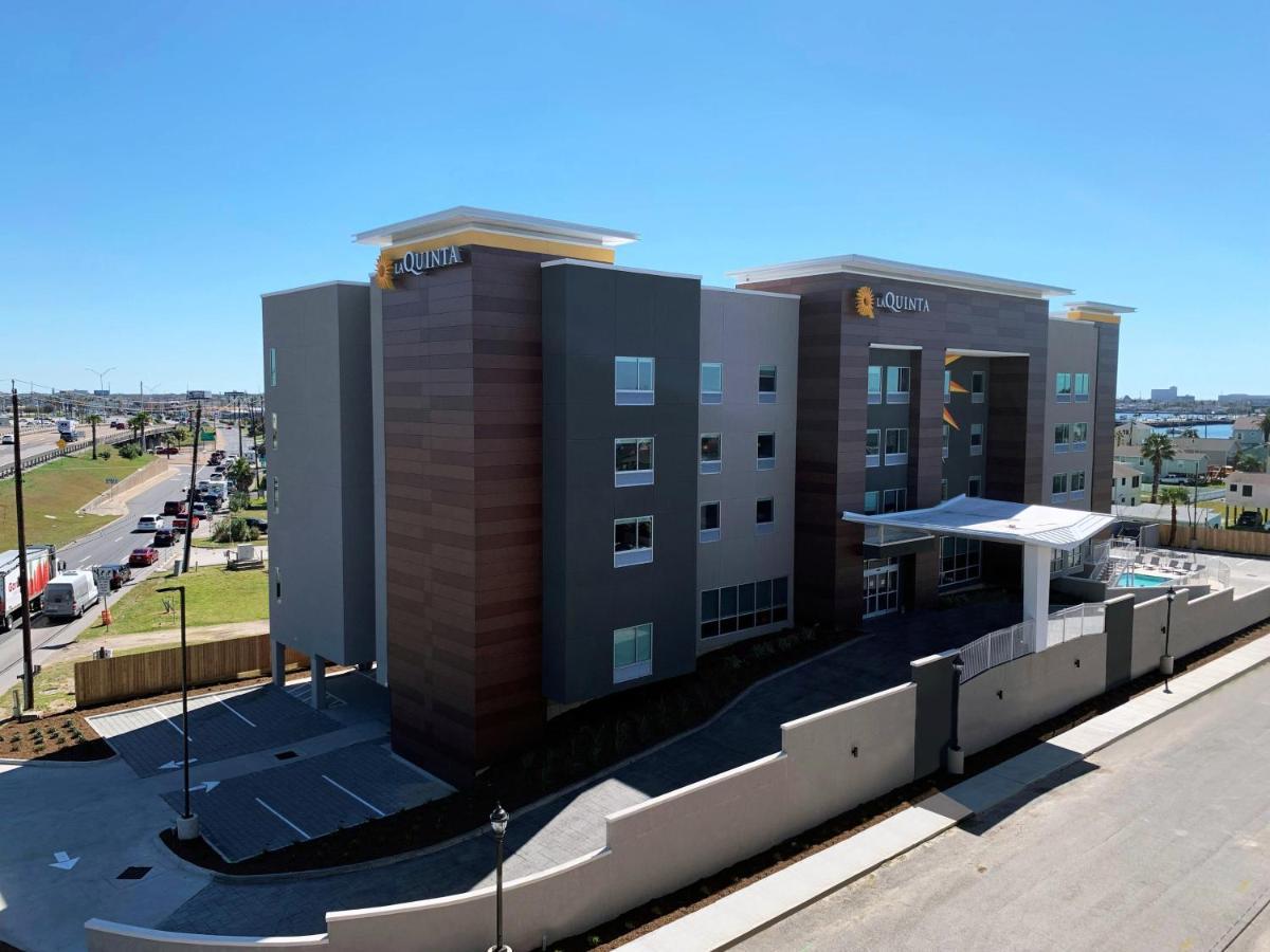 La Quinta Inn & Suites By Wyndham Galveston North At I-45 Zewnętrze zdjęcie
