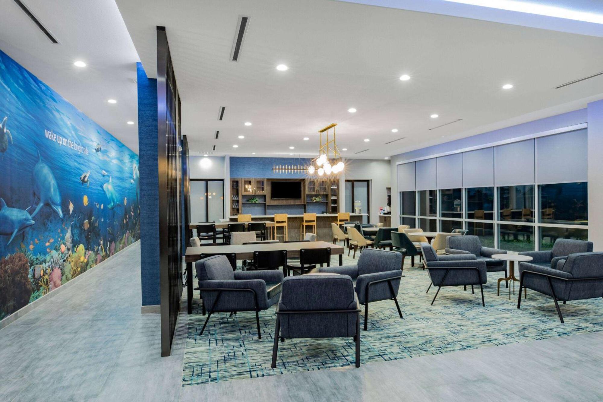 La Quinta Inn & Suites By Wyndham Galveston North At I-45 Zewnętrze zdjęcie