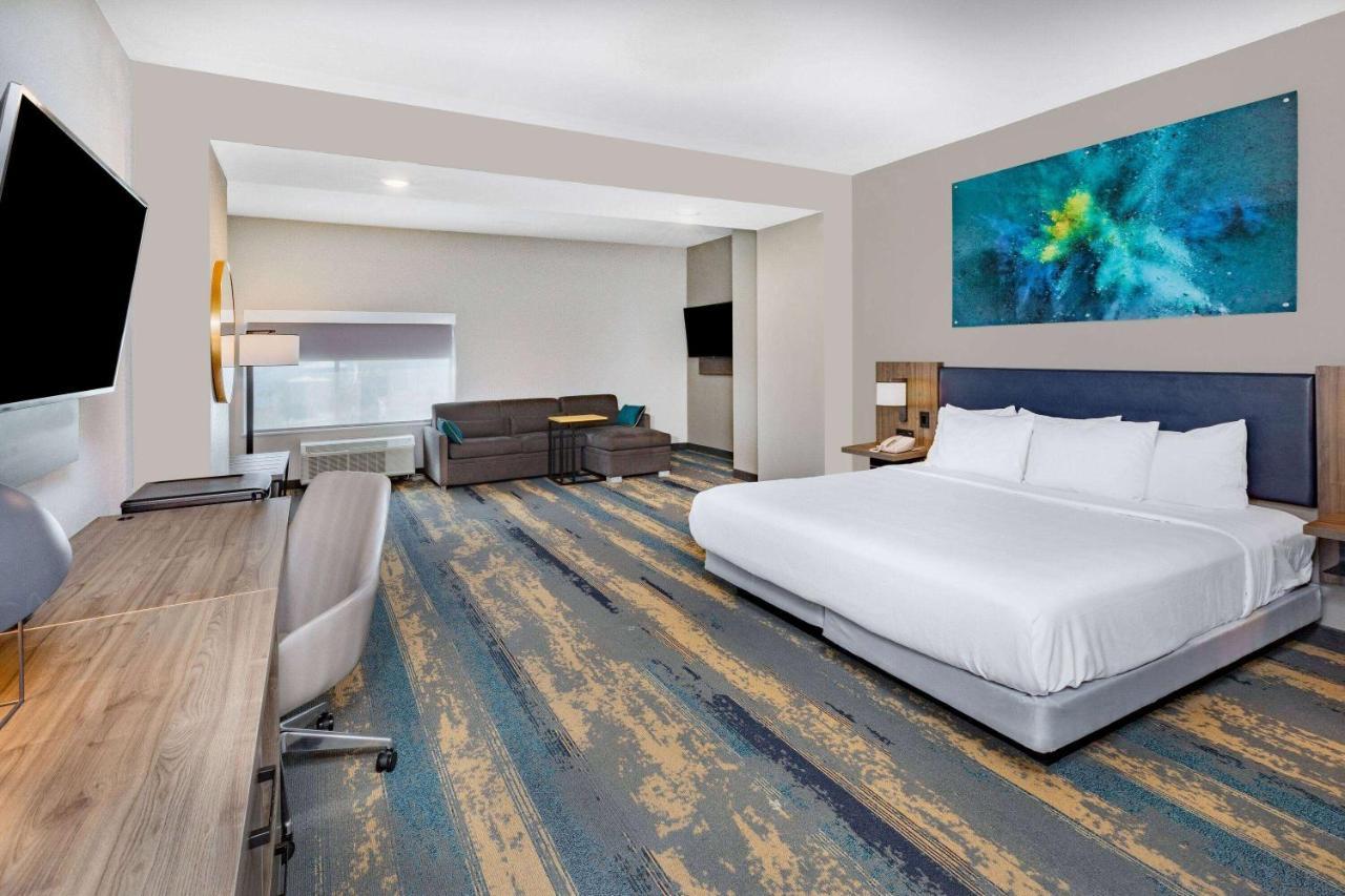 La Quinta Inn & Suites By Wyndham Galveston North At I-45 Zewnętrze zdjęcie