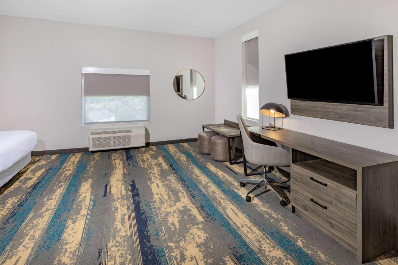 La Quinta Inn & Suites By Wyndham Galveston North At I-45 Zewnętrze zdjęcie